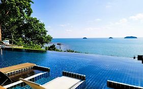 Koh Chang Cliff Beach Resort